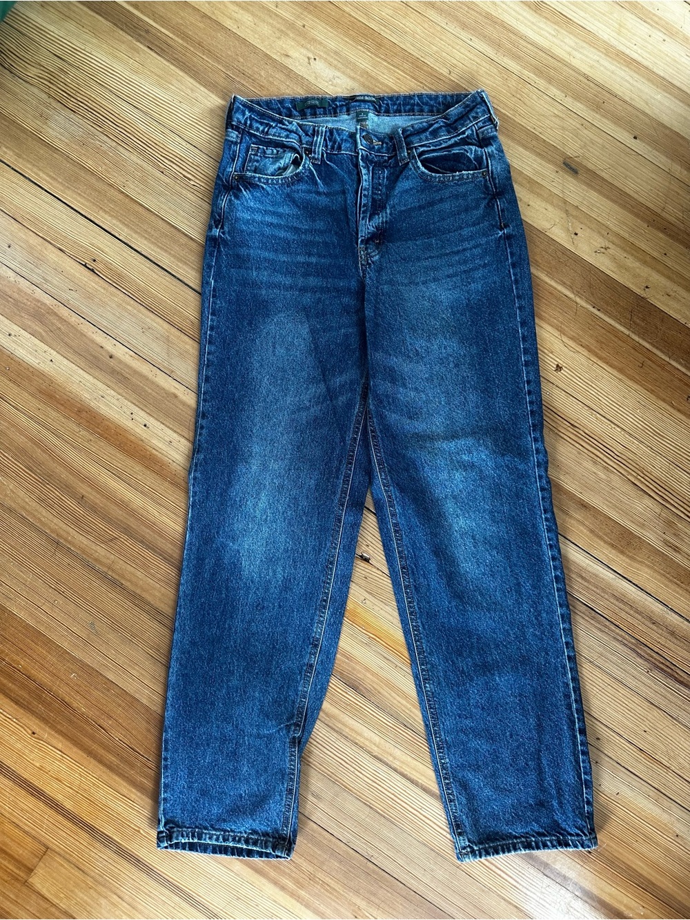 Wild Fable, women’s dark wash straight leg jeans, size 6